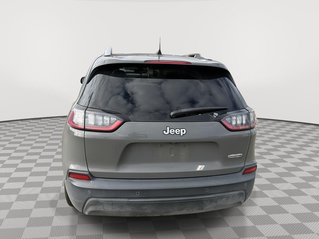 Used 2019 Jeep Cherokee Latitude Plus FWD SUV