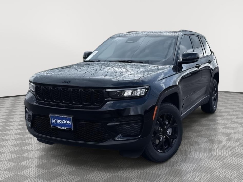 New 2025 Jeep Grand Cherokee Laredo Sport Utility