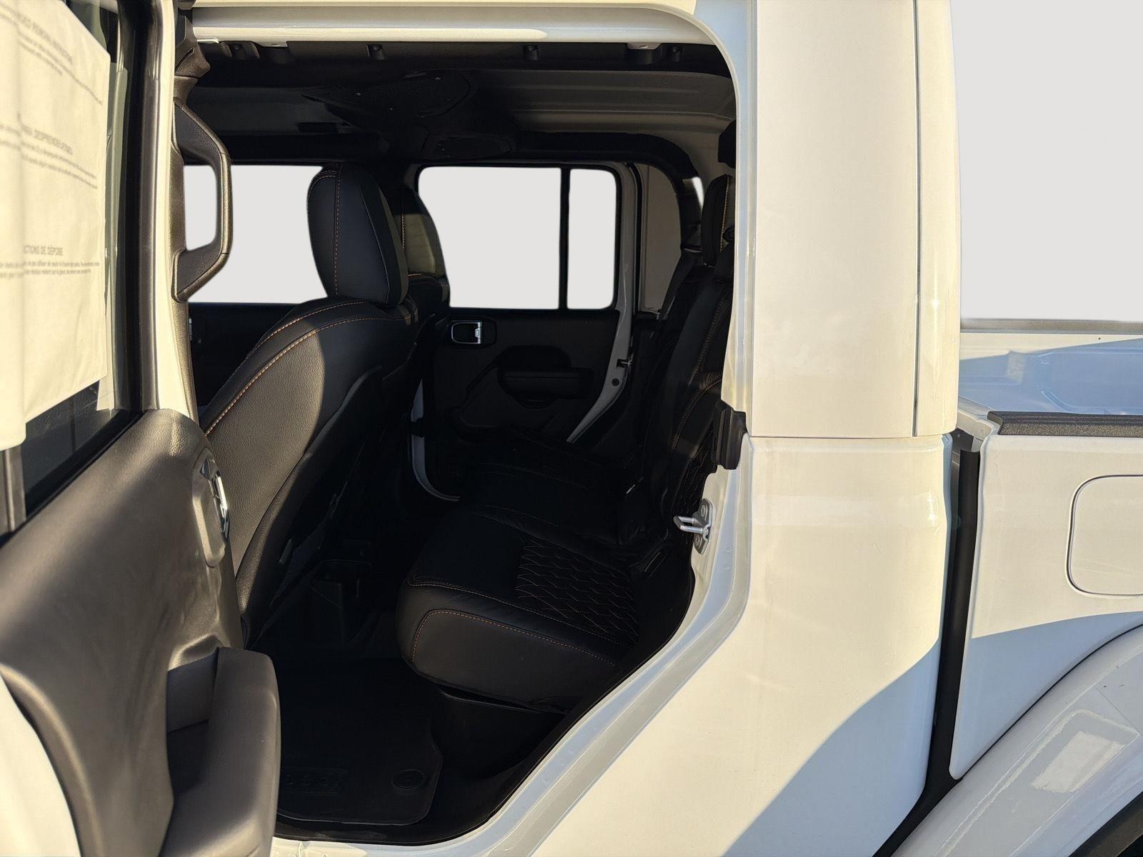 2025 Jeep Gladiator Mojave - Photo 10