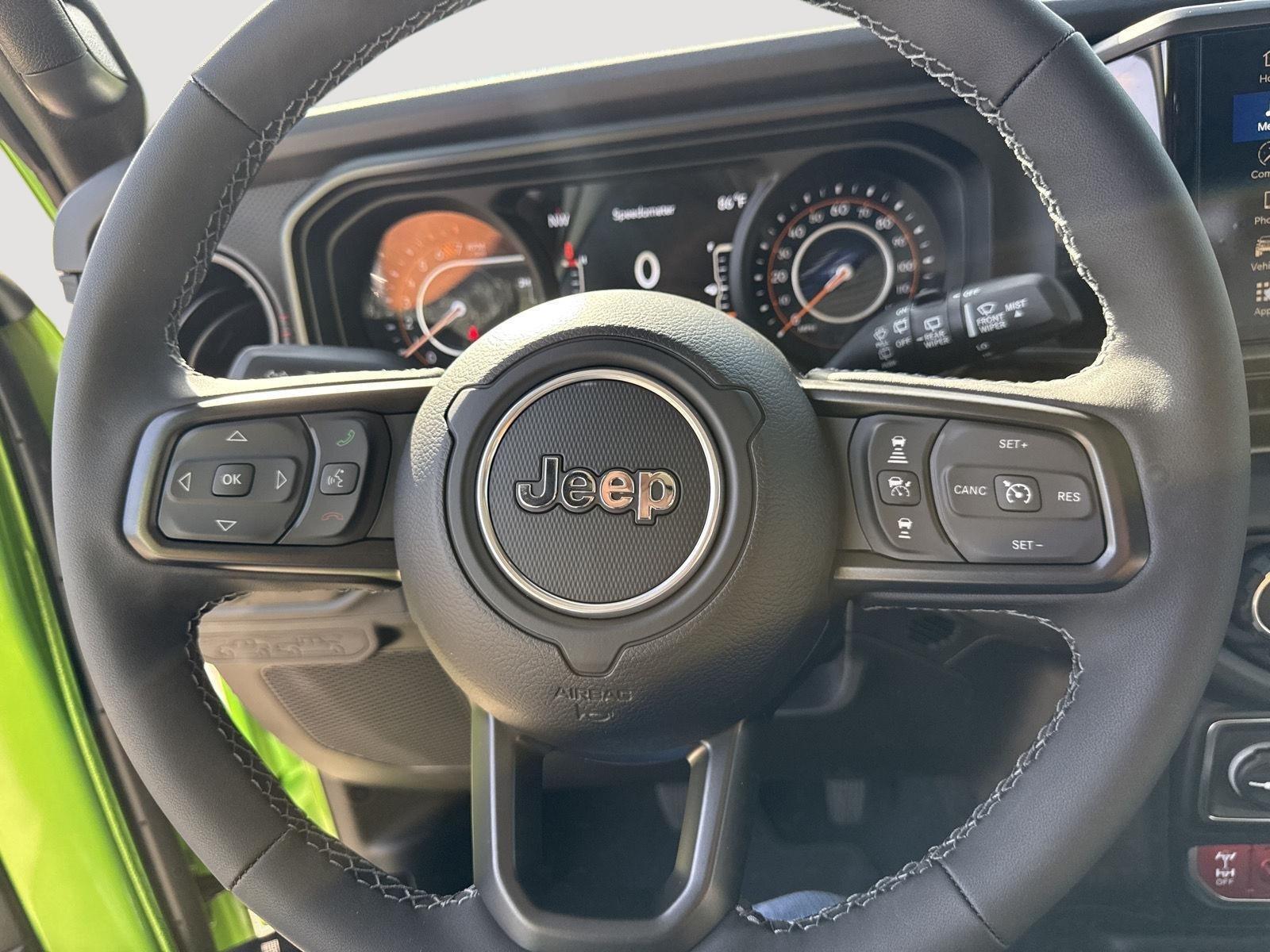 2025 Jeep Wrangler 4-Door Rubicon - Photo 17