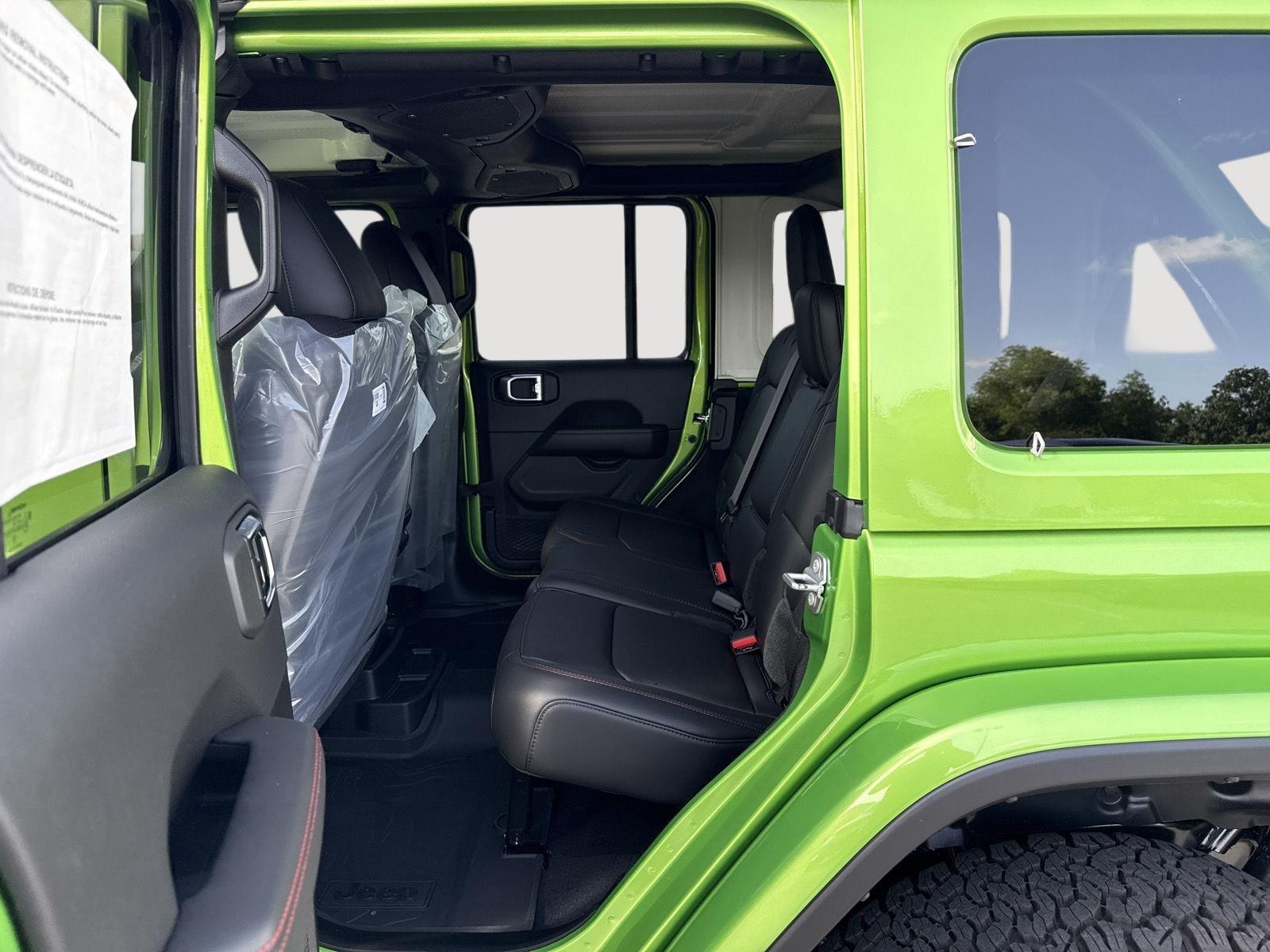 2025 Jeep Wrangler 4-Door Rubicon - Photo 9