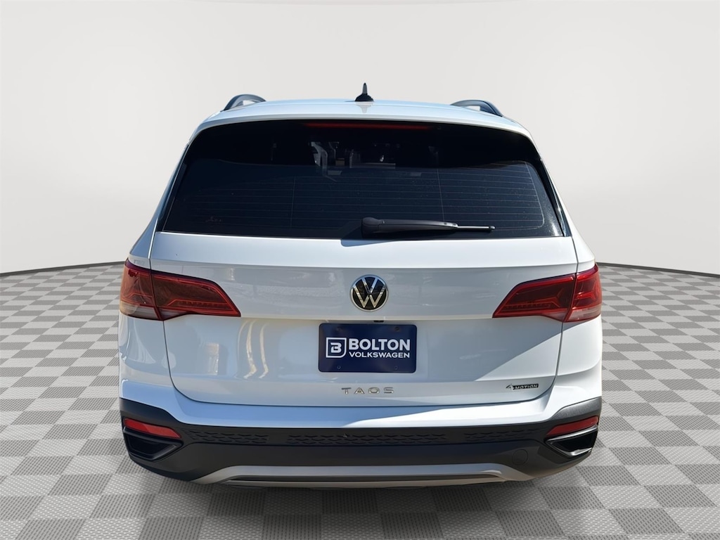 Used 2024 Volkswagen Taos 1.5T S SUV