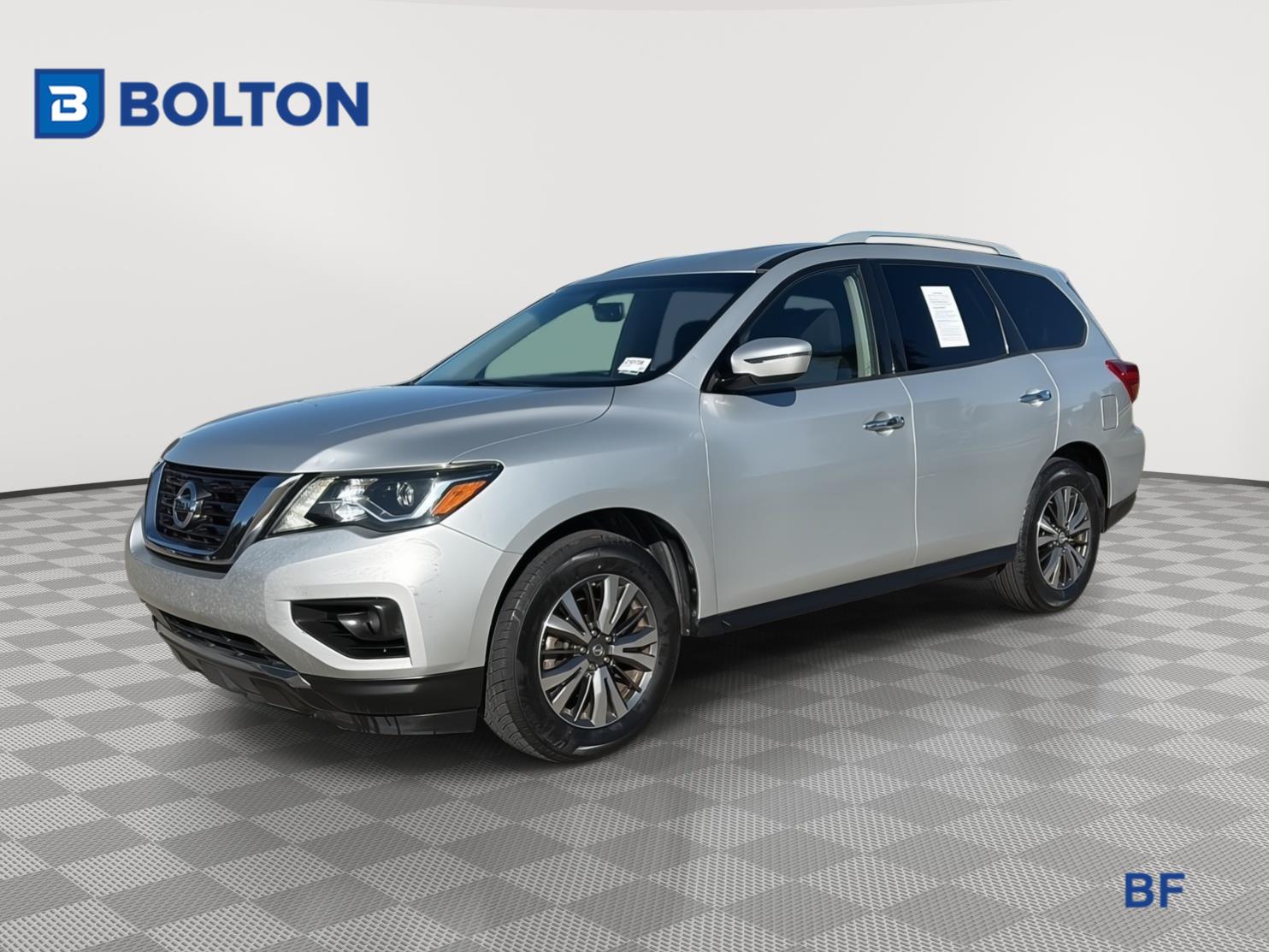 Used 2018 Nissan Pathfinder SV