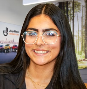 Staff member Melany De La Torre from ID_4744449ec028