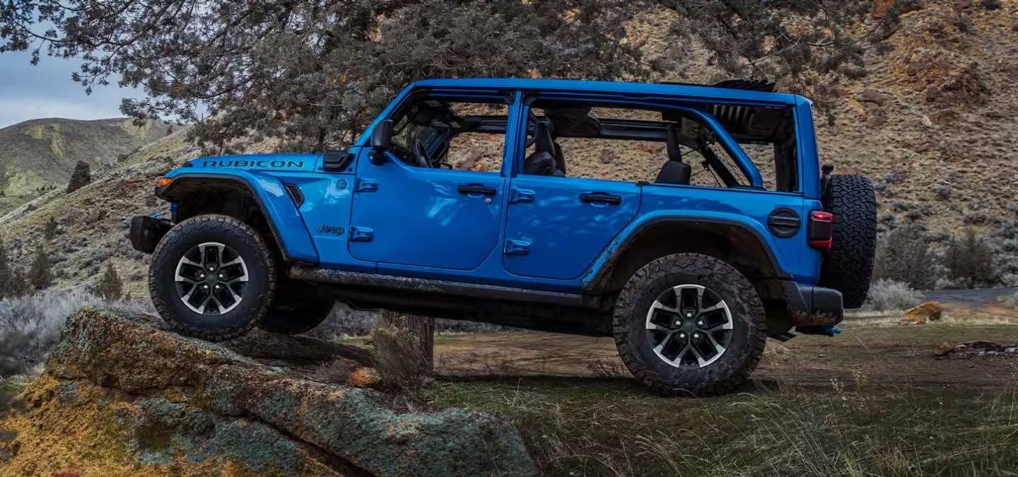 2025%20Jeep%20Wrangler%20in%20Port%20Arthur%2C%20TX.jpeg