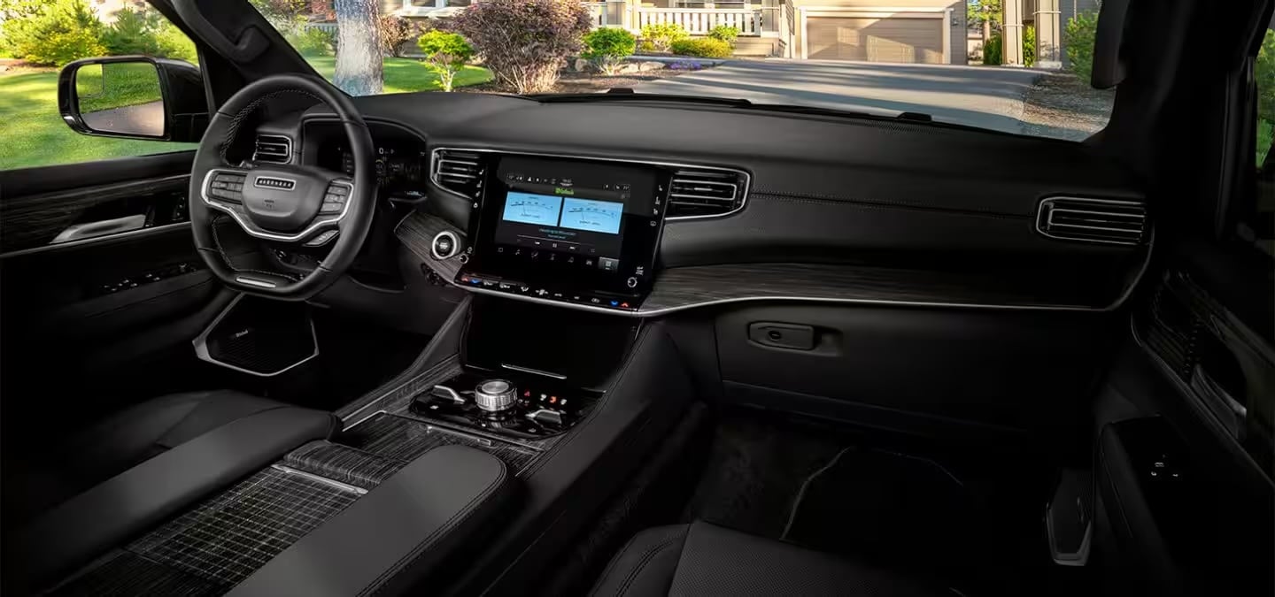 2025 Jeep Wagoneer Interior in Port Arthur, TX