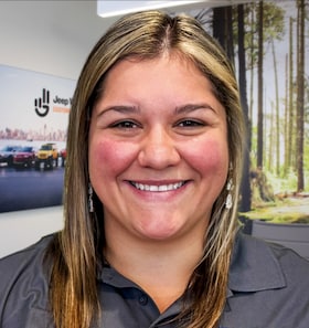 Staff member Simone Mullins from ID_4744449ec028