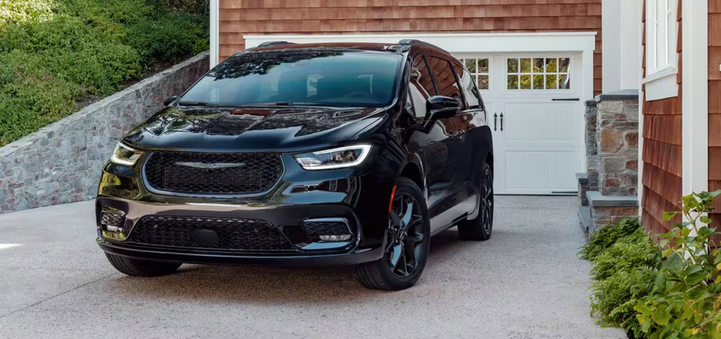 New 2024 Chrysler Pacifica Near Me | Port Arthur, TX | Bolton Dodge