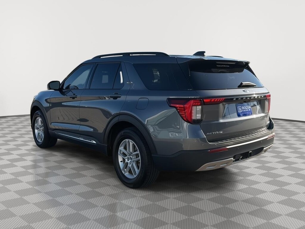 Used 2025 Ford Explorer Active SUV