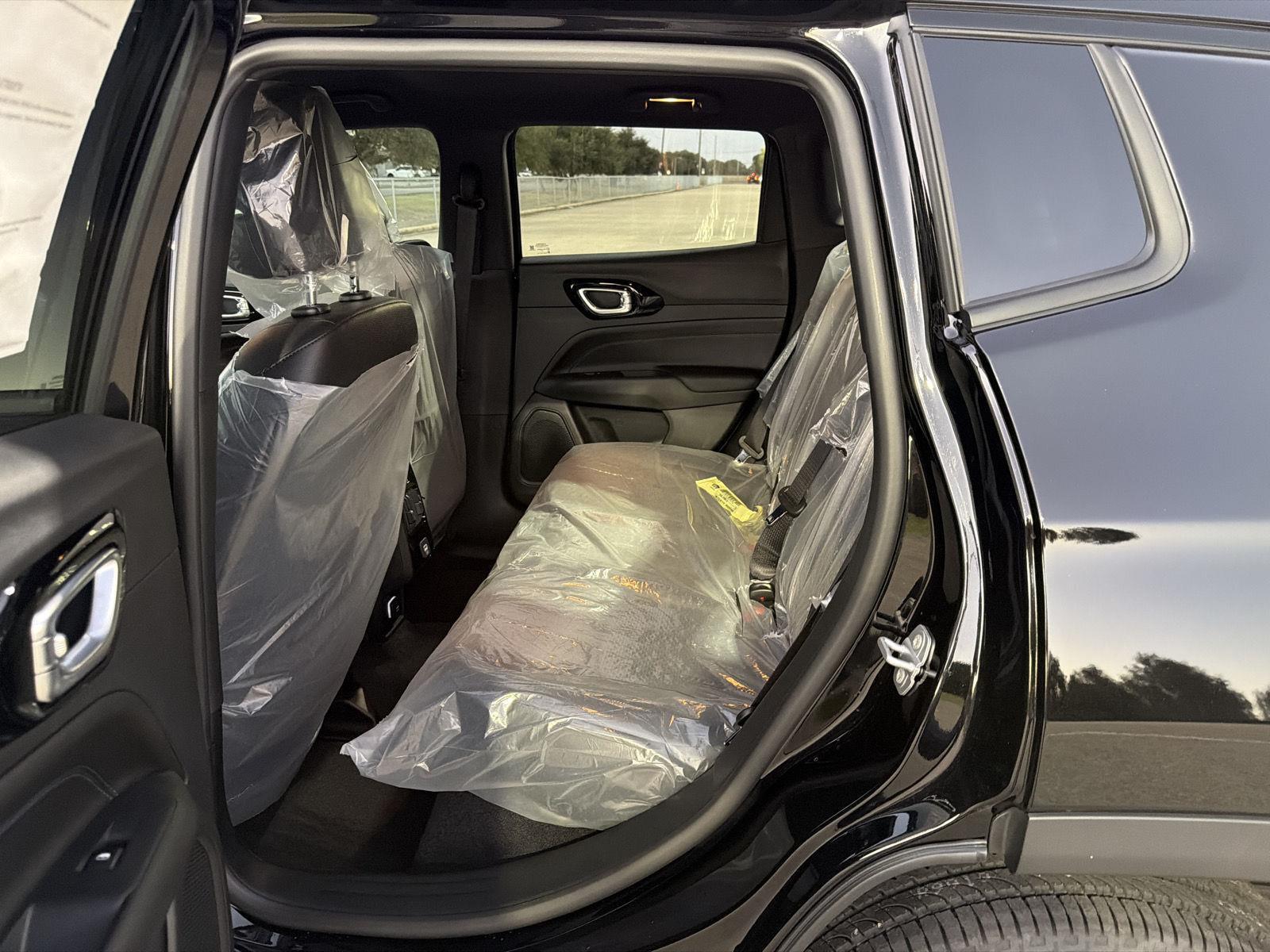 2026 Jeep Compass Latitude Altitude - Photo 13