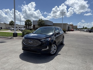 2022 Ford Edge Titanium SUV