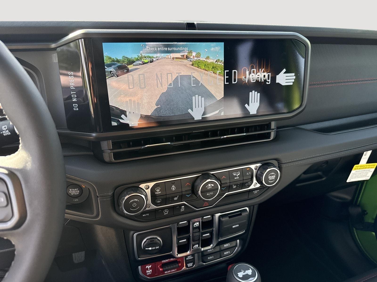 2025 Jeep Wrangler 4-Door Rubicon - Photo 16
