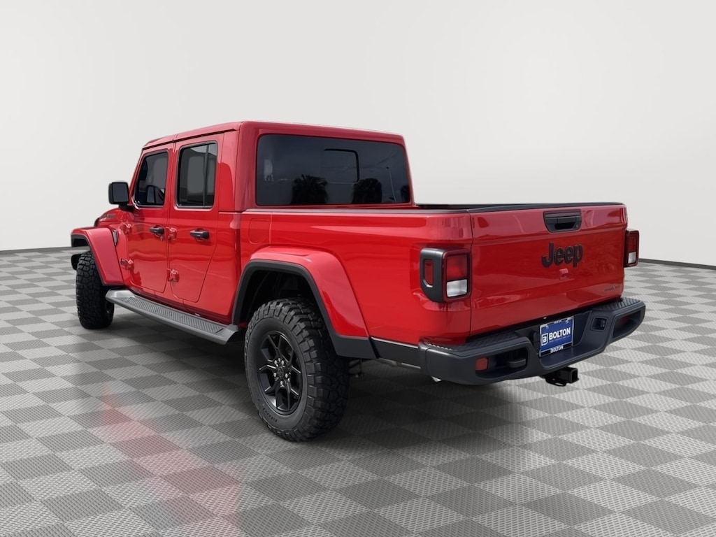 New 2025 Jeep Gladiator Sport Pickup