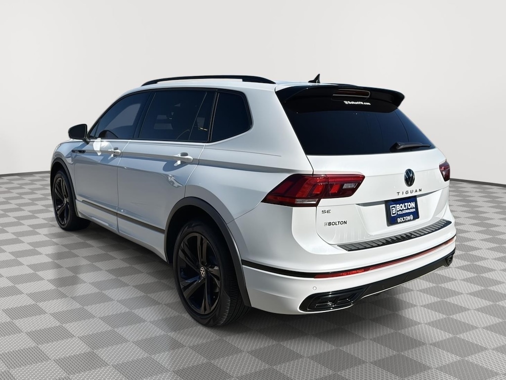 Used 2024 Volkswagen Tiguan 2.0T SE R-Line Black SUV