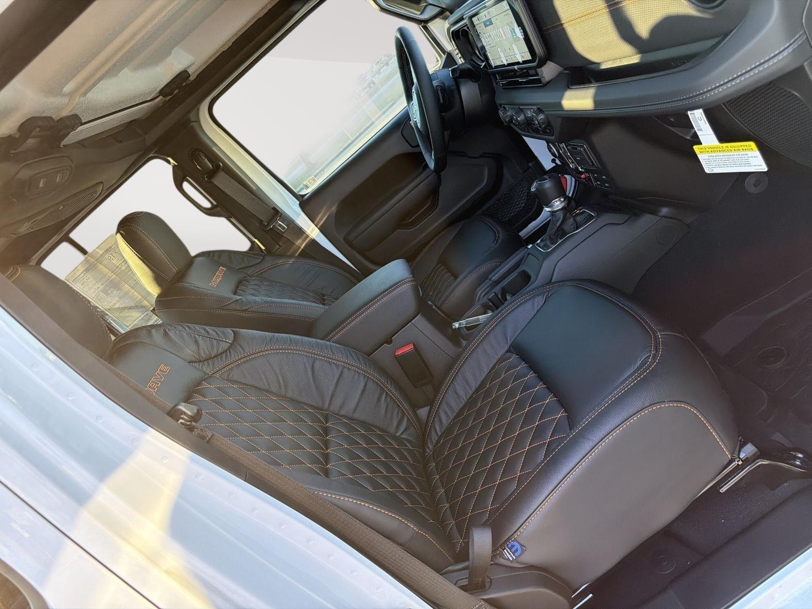 2025 Jeep Gladiator Mojave - Photo 19