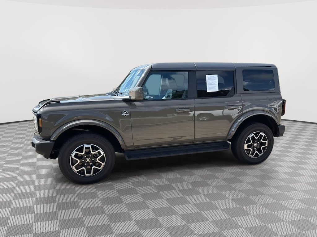 Used 2025 Ford Bronco Outer Banks SUV