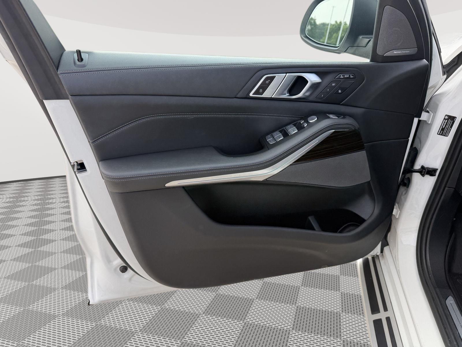 2024 BMW X7 40i - Photo 12