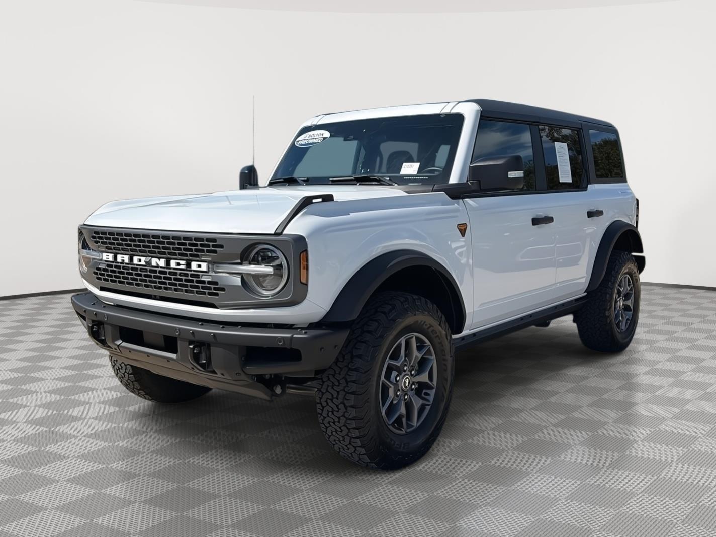 2025 Ford Bronco Badlands SUV