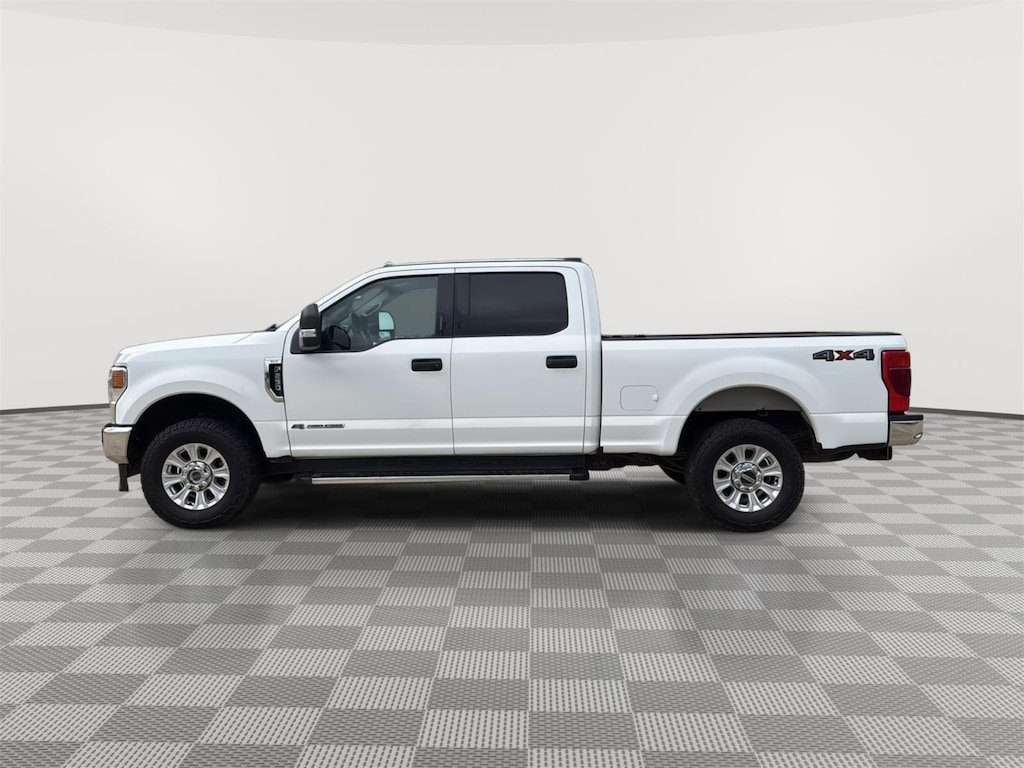 Used 2021 Ford F-250 XLT Truck Crew Cab