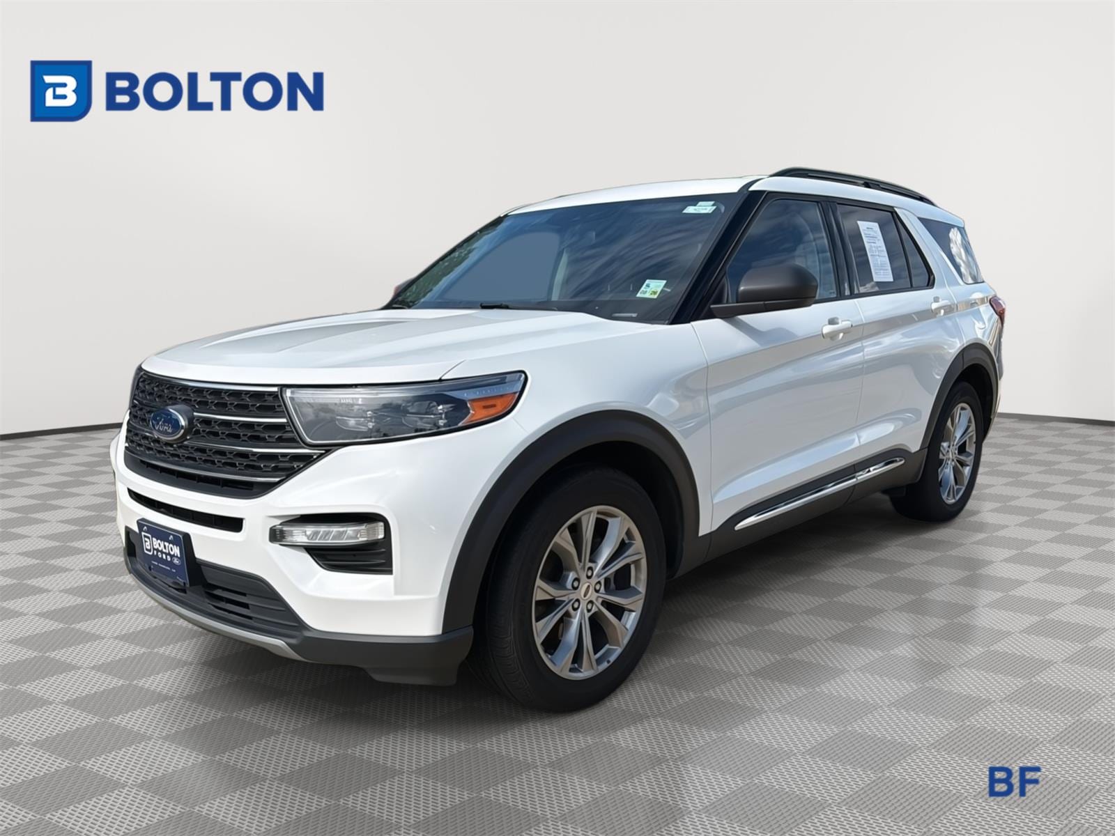 2022 Ford Explorer XLT RWD's photo