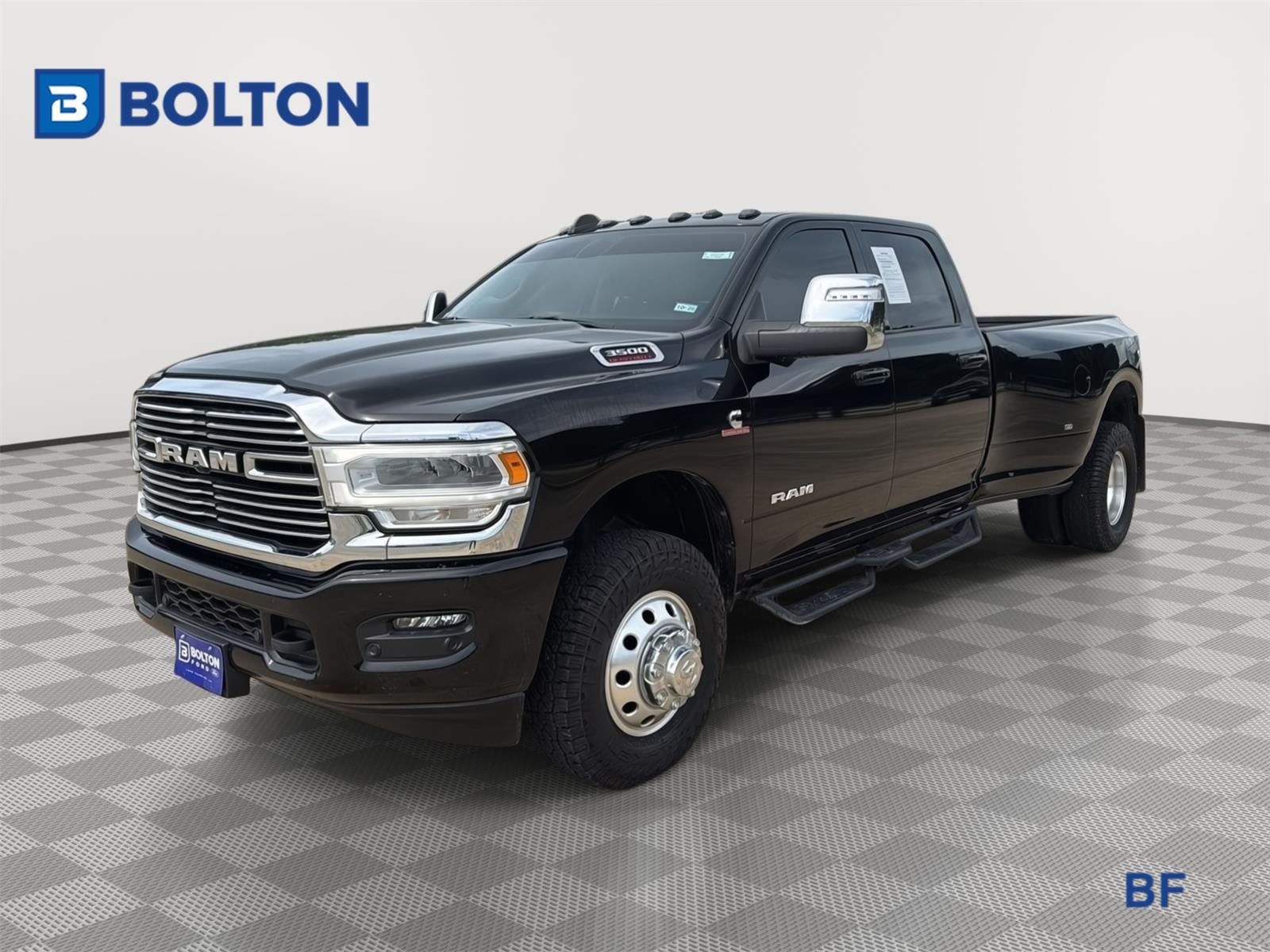 2024 RAM 3500 Laramie 4X4 Crew Cab LWB's photo