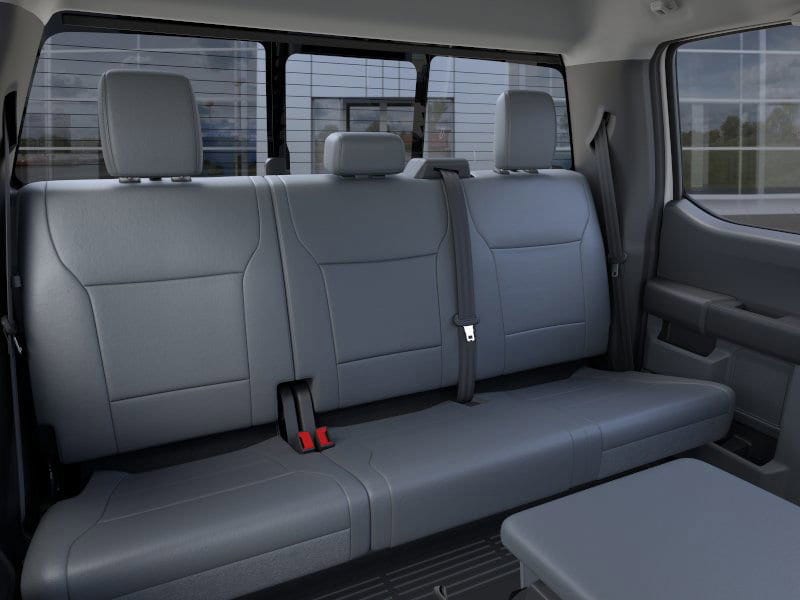 2025 Ford F-350 Super Duty Chassis Cab XL - Photo 11