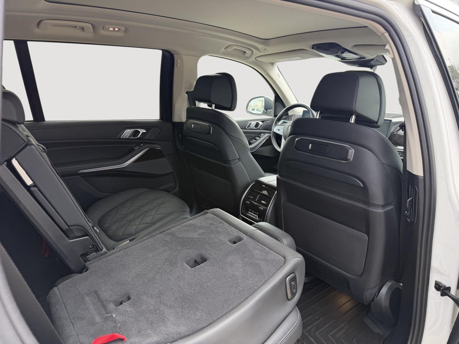 2024 BMW X7 40i - Photo 18