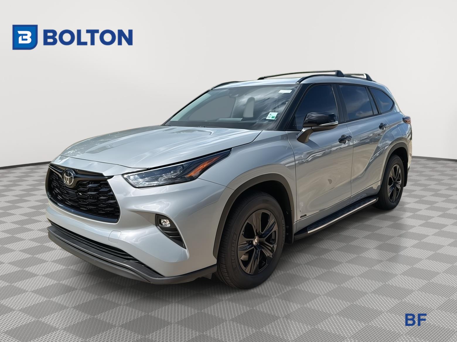 2025 Toyota Highlander Hybrid XLE Nightshade AWD's photo