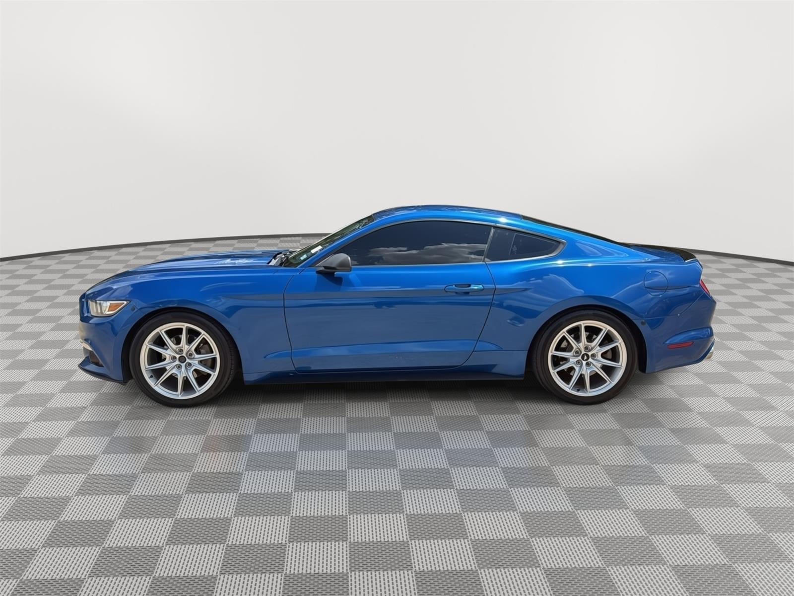 Used 2017 Ford Mustang V6 with VIN 1FA6P8AM0H5306173 for sale in Lake Charles, LA
