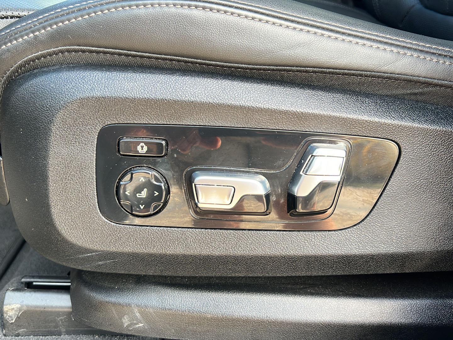 2025 BMW X5 40i - Photo 13