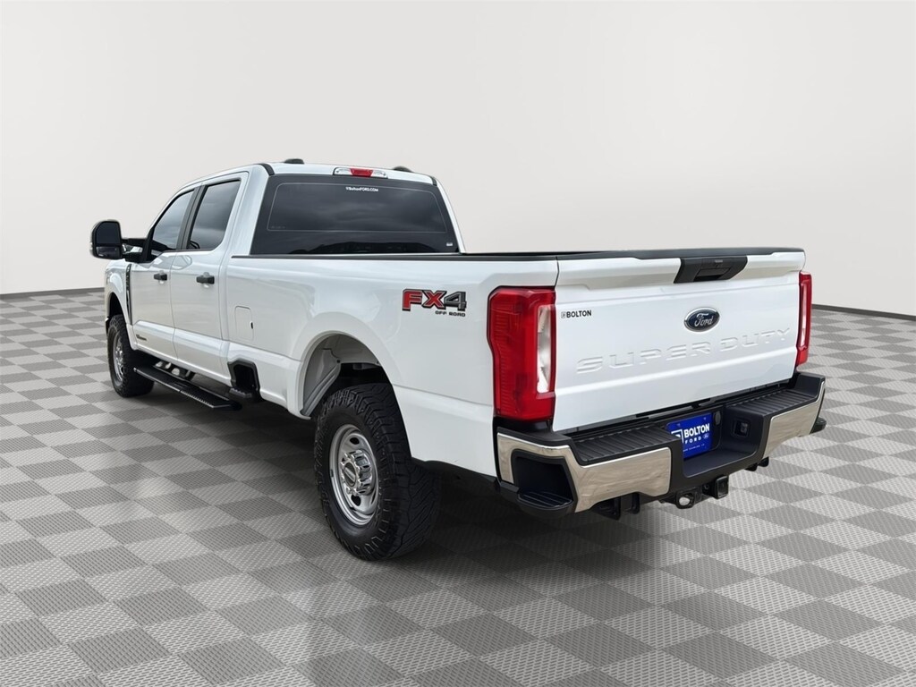Used 2024 Ford F-250 XL Truck Crew Cab