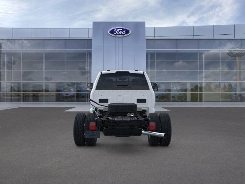 2025 Ford F-350 Super Duty Chassis Cab XL - Photo 5