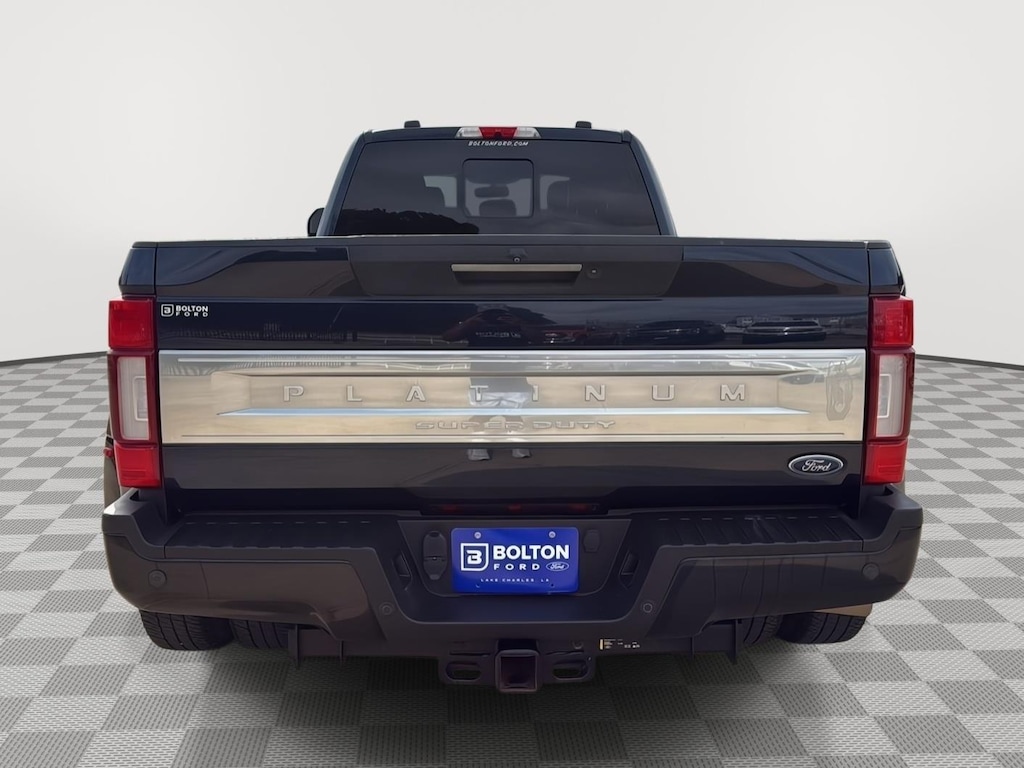 Used 2022 Ford F-350 Platinum Truck Crew Cab