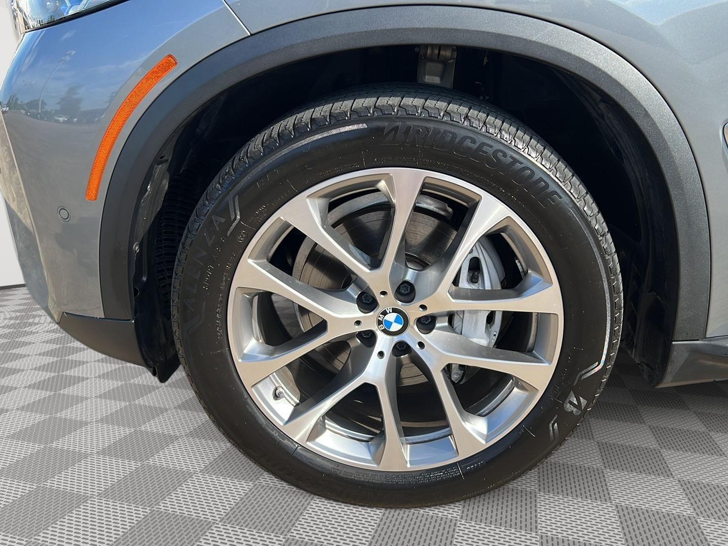 2025 BMW X5 40i - Photo 9