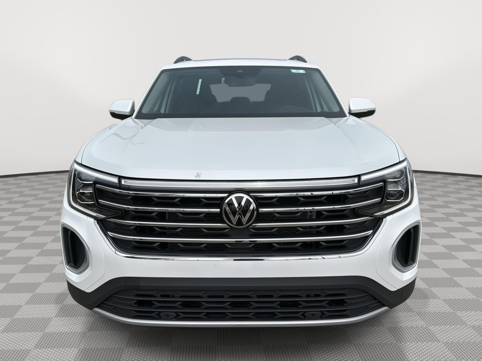 2026 Volkswagen Atlas SE w/Tech - Photo 8