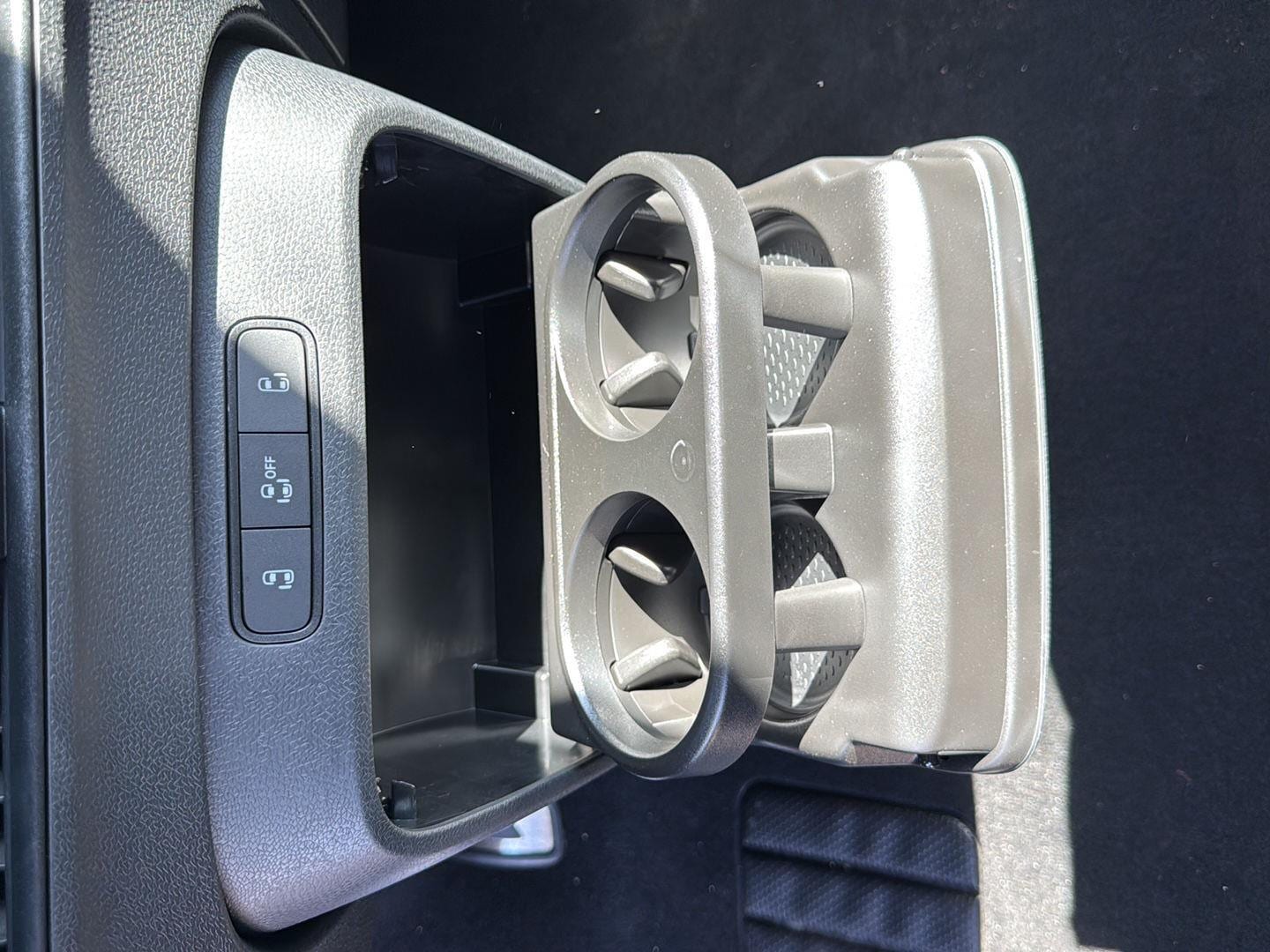 2025 Volkswagen ID. Buzz PRO S - Photo 22