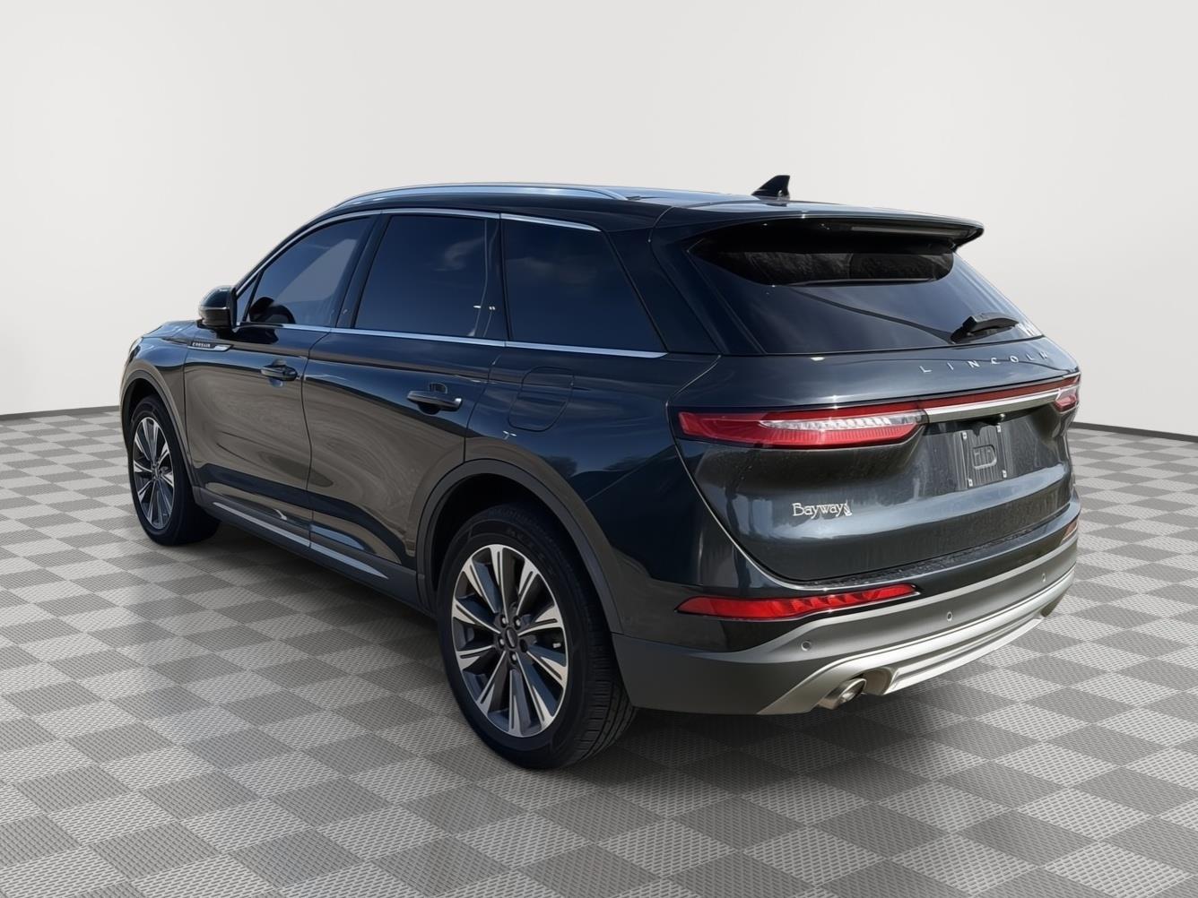 2021 Lincoln Corsair Reserve photo 3