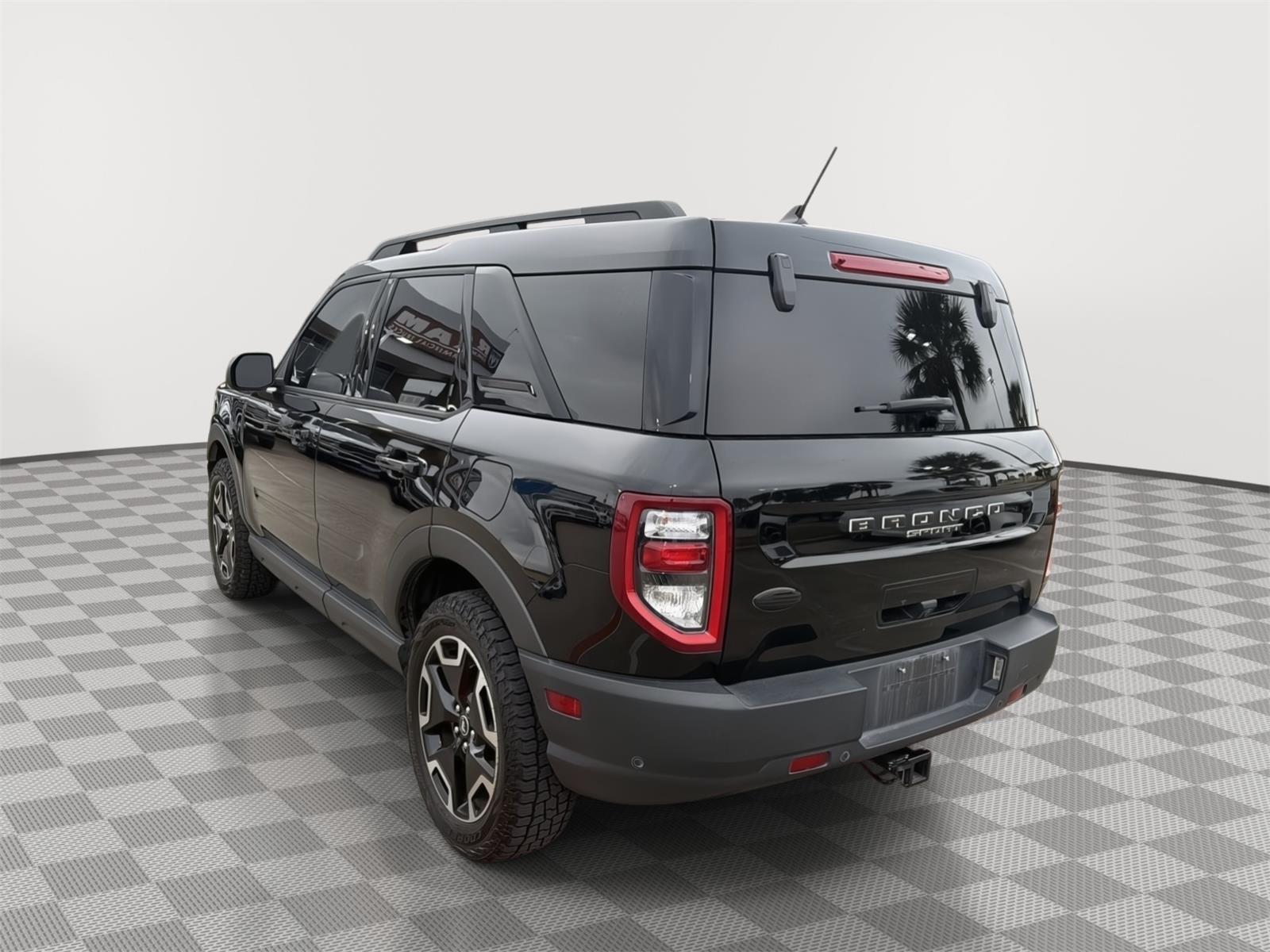 2021 Ford Bronco Sport Outer Banks photo 3