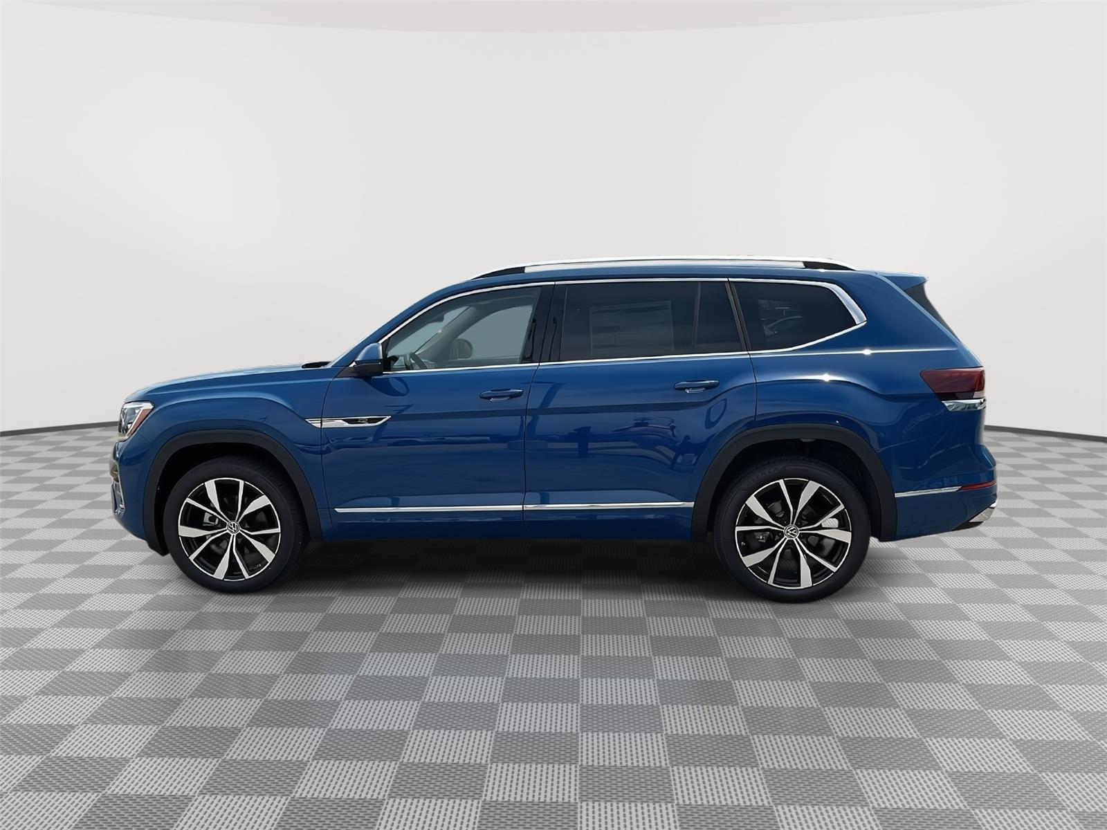 2025 Volkswagen Atlas SEL Premium R-Line - Photo 6
