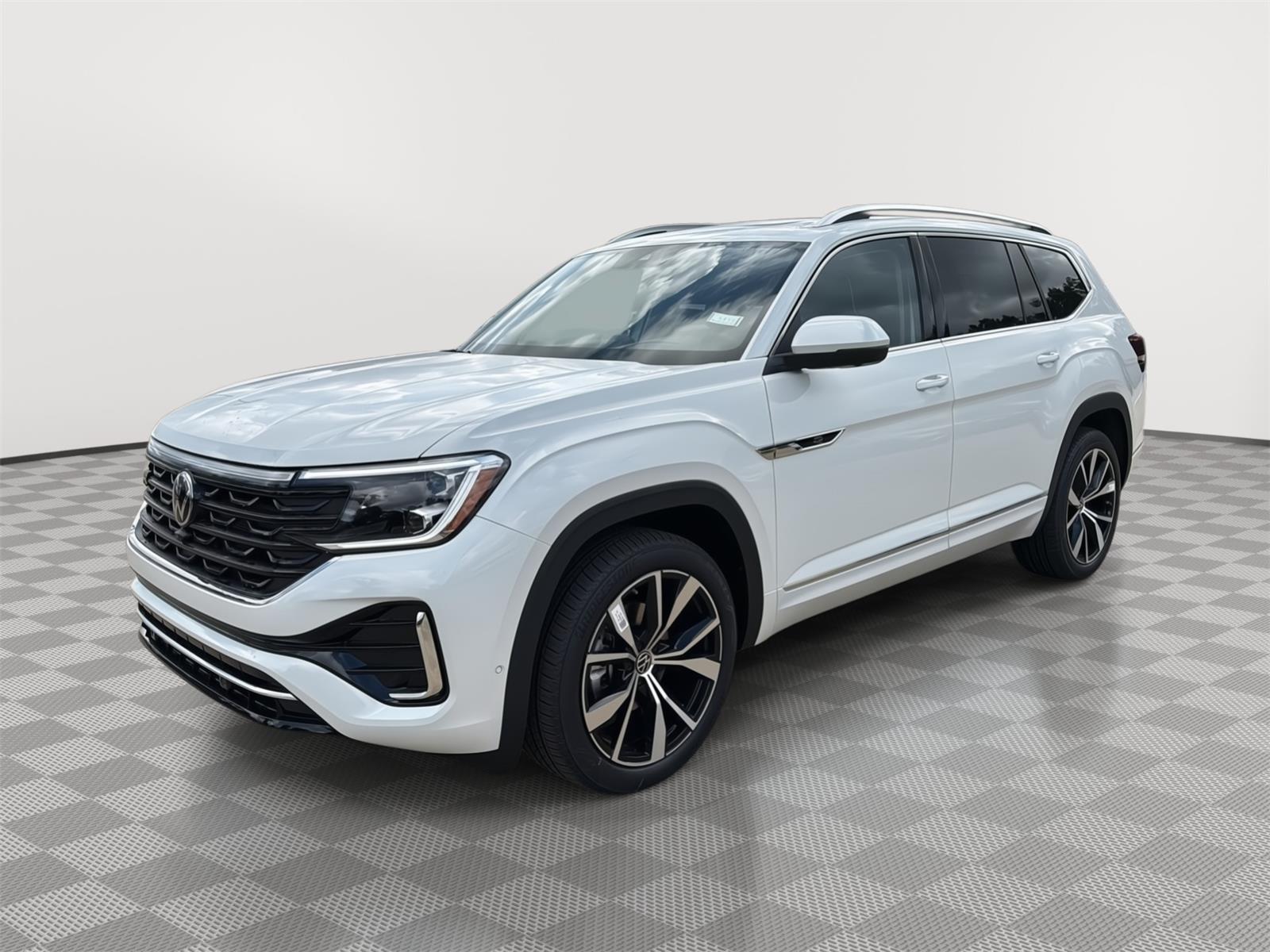 2026 Volkswagen Atlas SEL Premium R-Line's photo