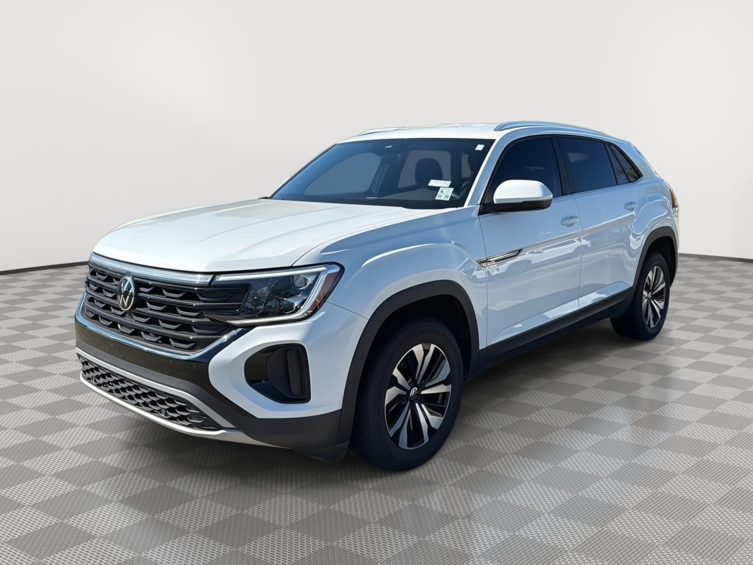 2024 Volkswagen Atlas Cross Sport SE's photo