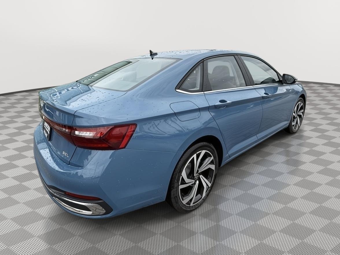 2025 Volkswagen Jetta SEL - Photo 7