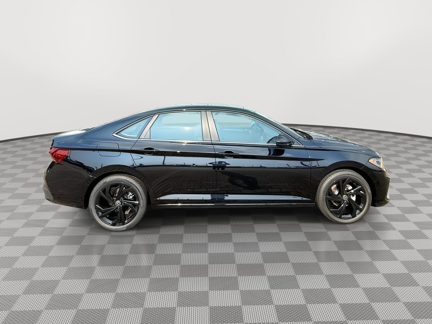 2025 Volkswagen Jetta SE's photo