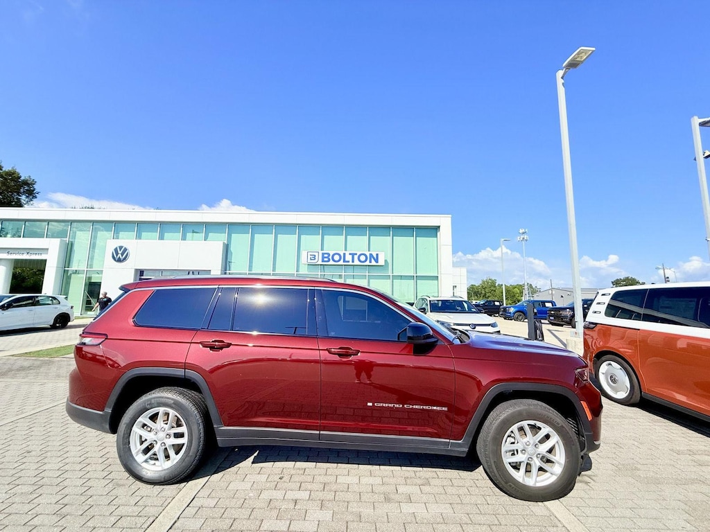 Used 2023 Jeep Grand Cherokee L L Laredo SUV