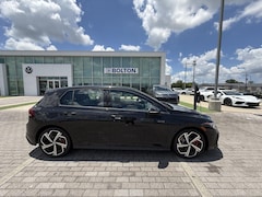 2025 Volkswagen Golf GTI 2.0T SE Hatchback