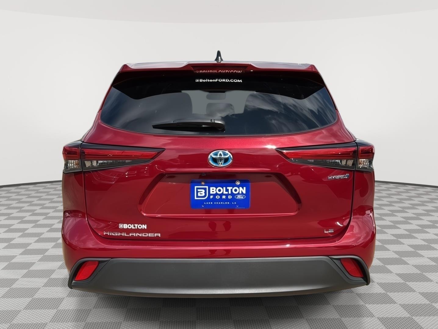 2023 Toyota Highlander Hybrid LE photo 4