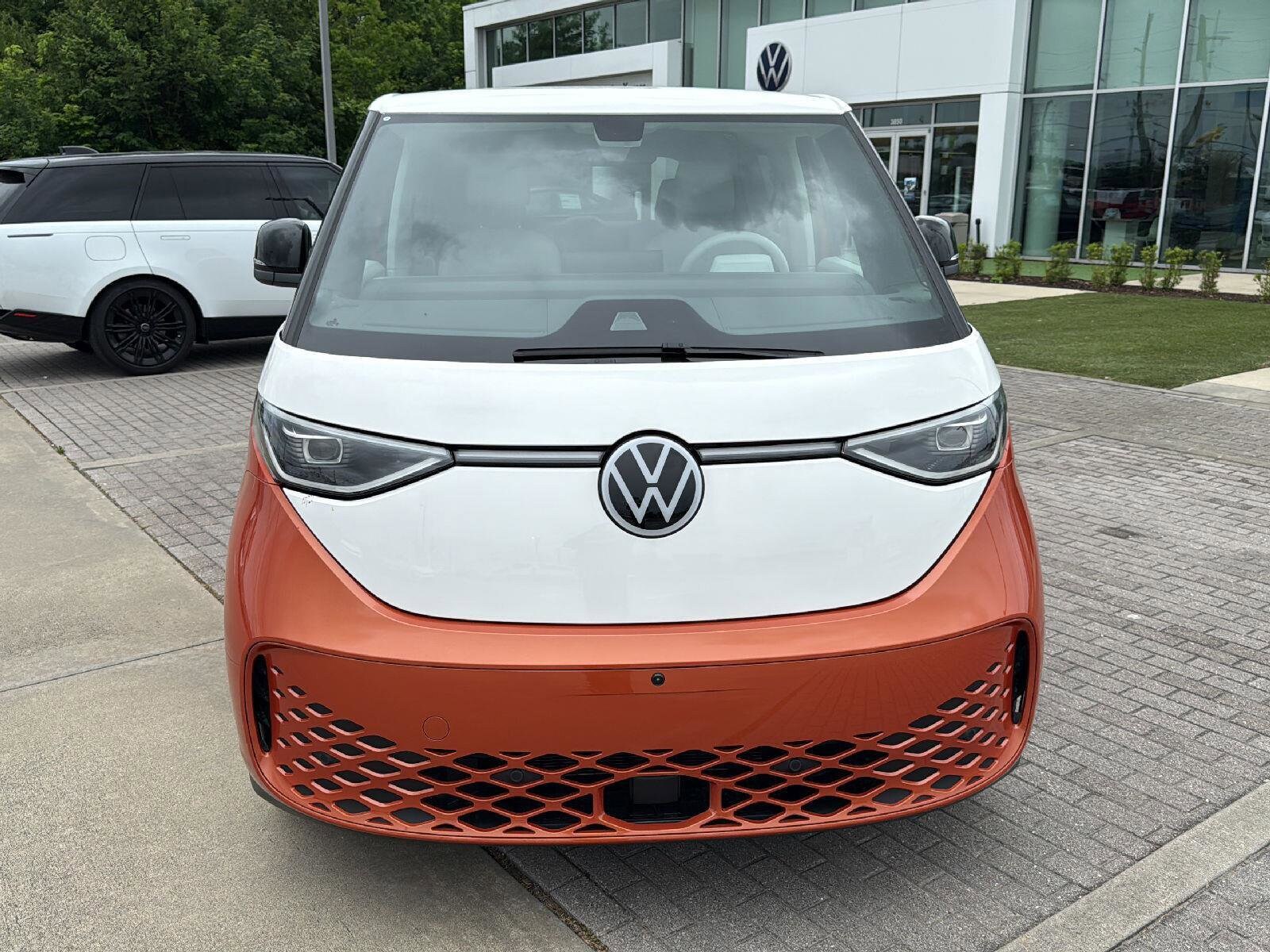 2025 Volkswagen ID. Buzz photo 2