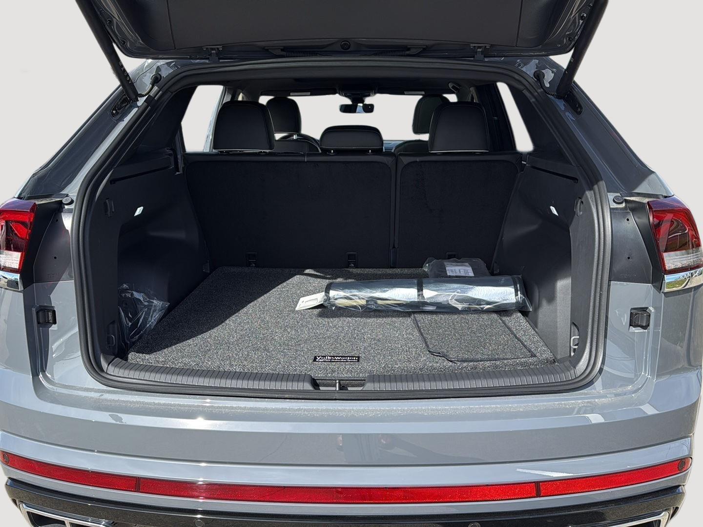 2026 Volkswagen Atlas Cross Sport SEL Premium R-LINE - Photo 25