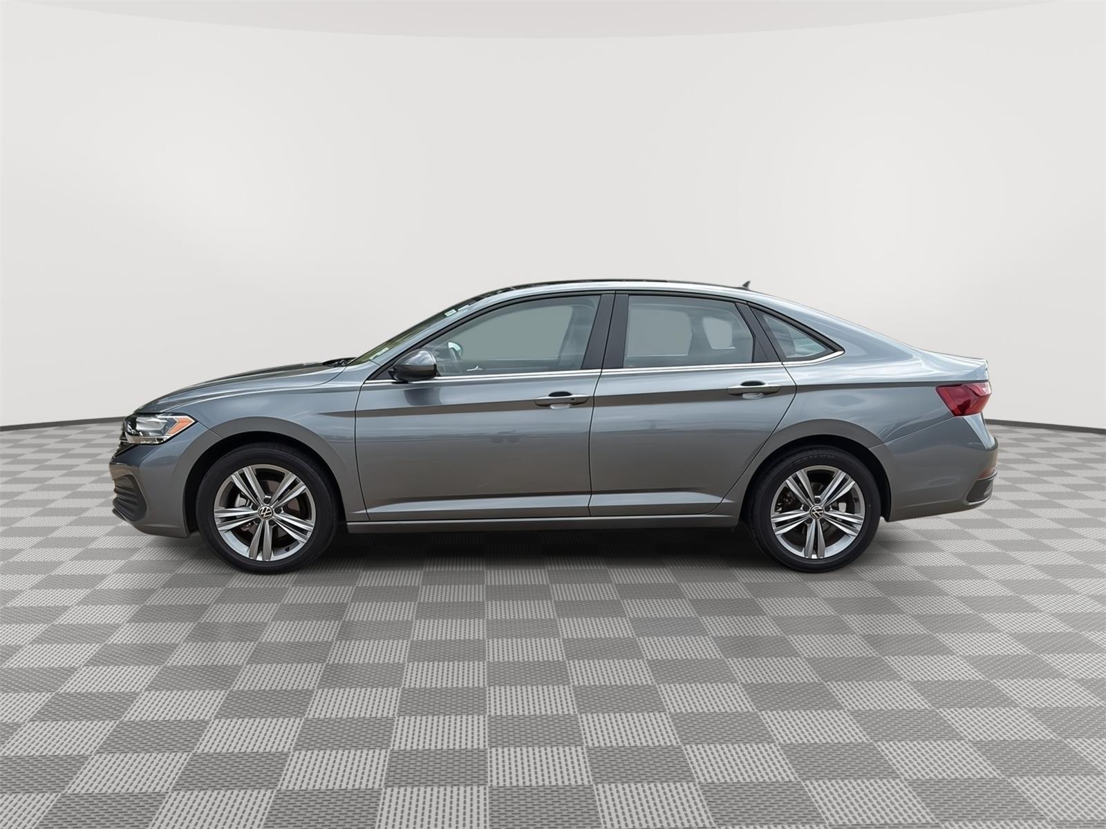 3VW7M7BU6RM010681