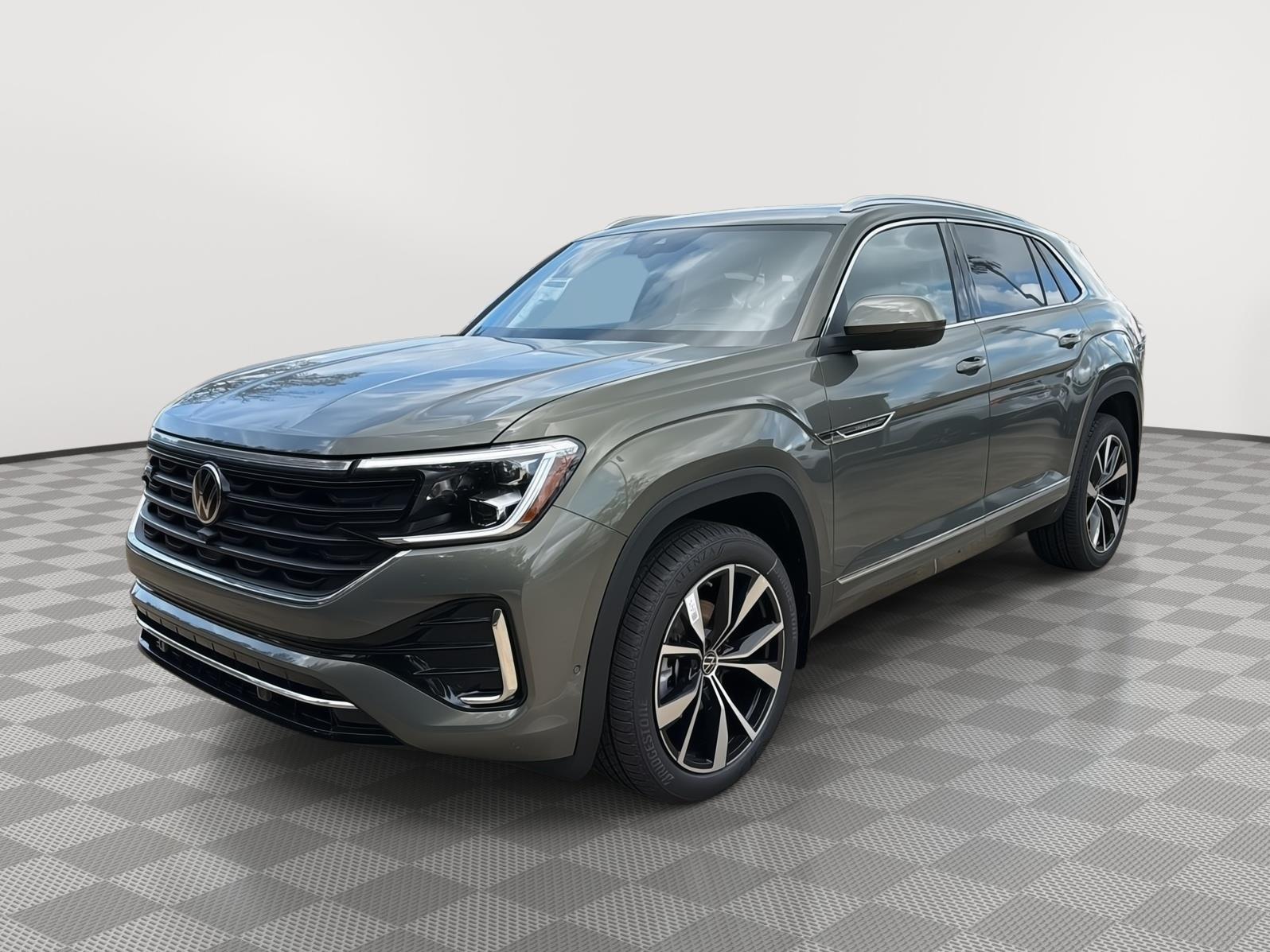 2026 Volkswagen Atlas Cross Sport SEL Premium R-LINE's photo